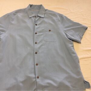 XL Like New Condition: Caribbean Embroidery Back Camp Style Shirt